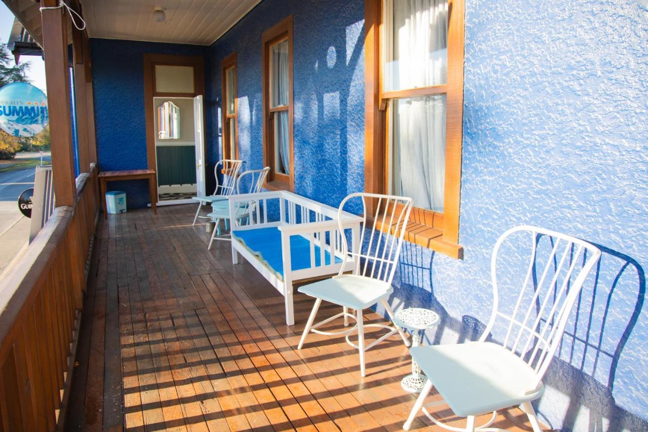 The Blue Pub Hotel Methven Bagian luar foto