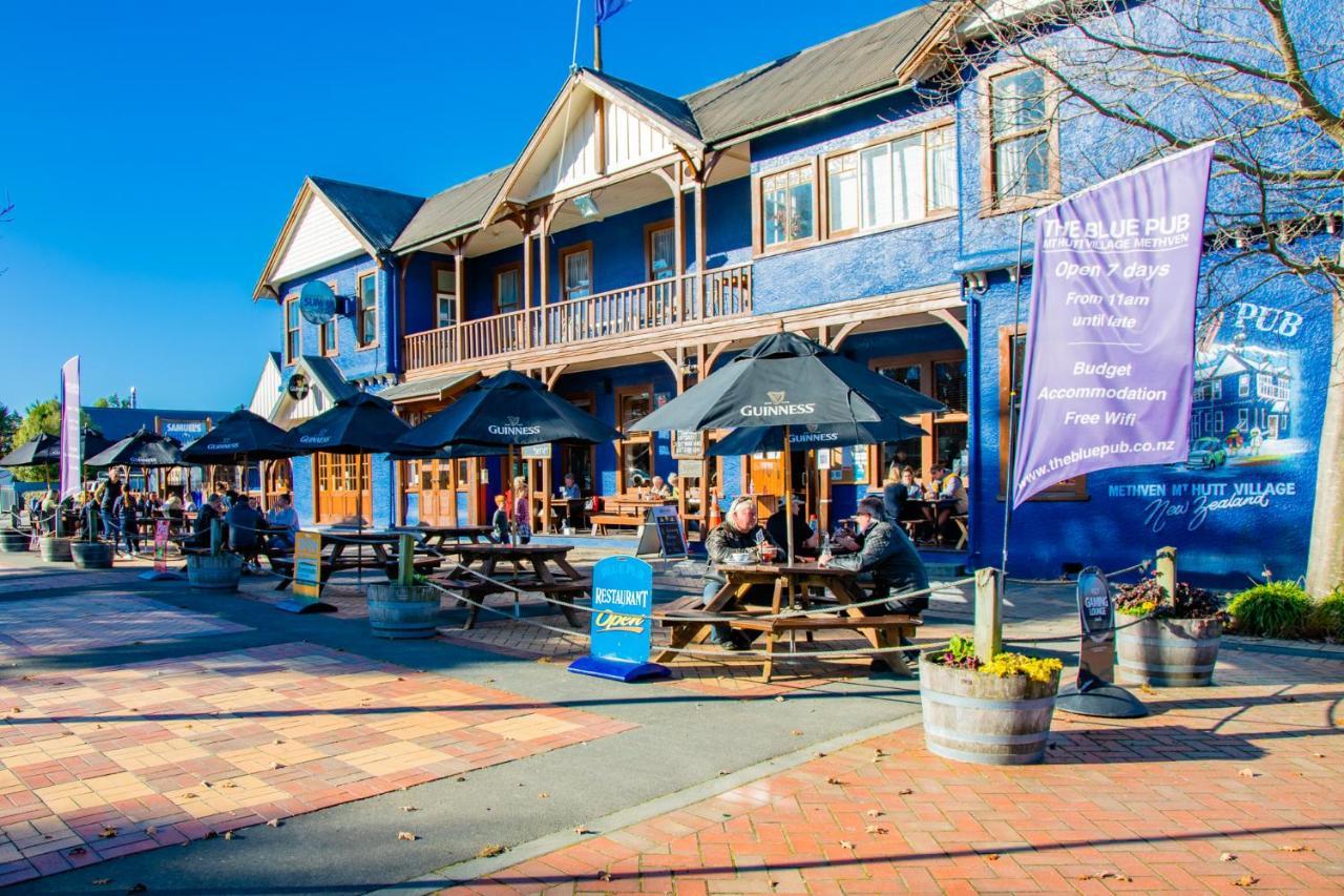 The Blue Pub Hotel Methven Bagian luar foto