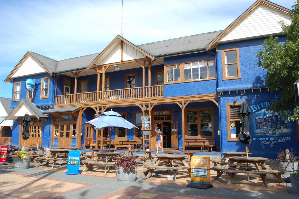 The Blue Pub Hotel Methven Bagian luar foto
